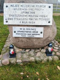 Tablica upamiętniająca