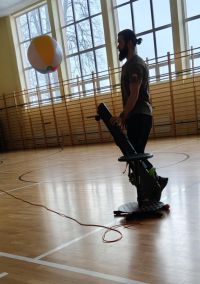 Pokaz grupy zaelektryzowani