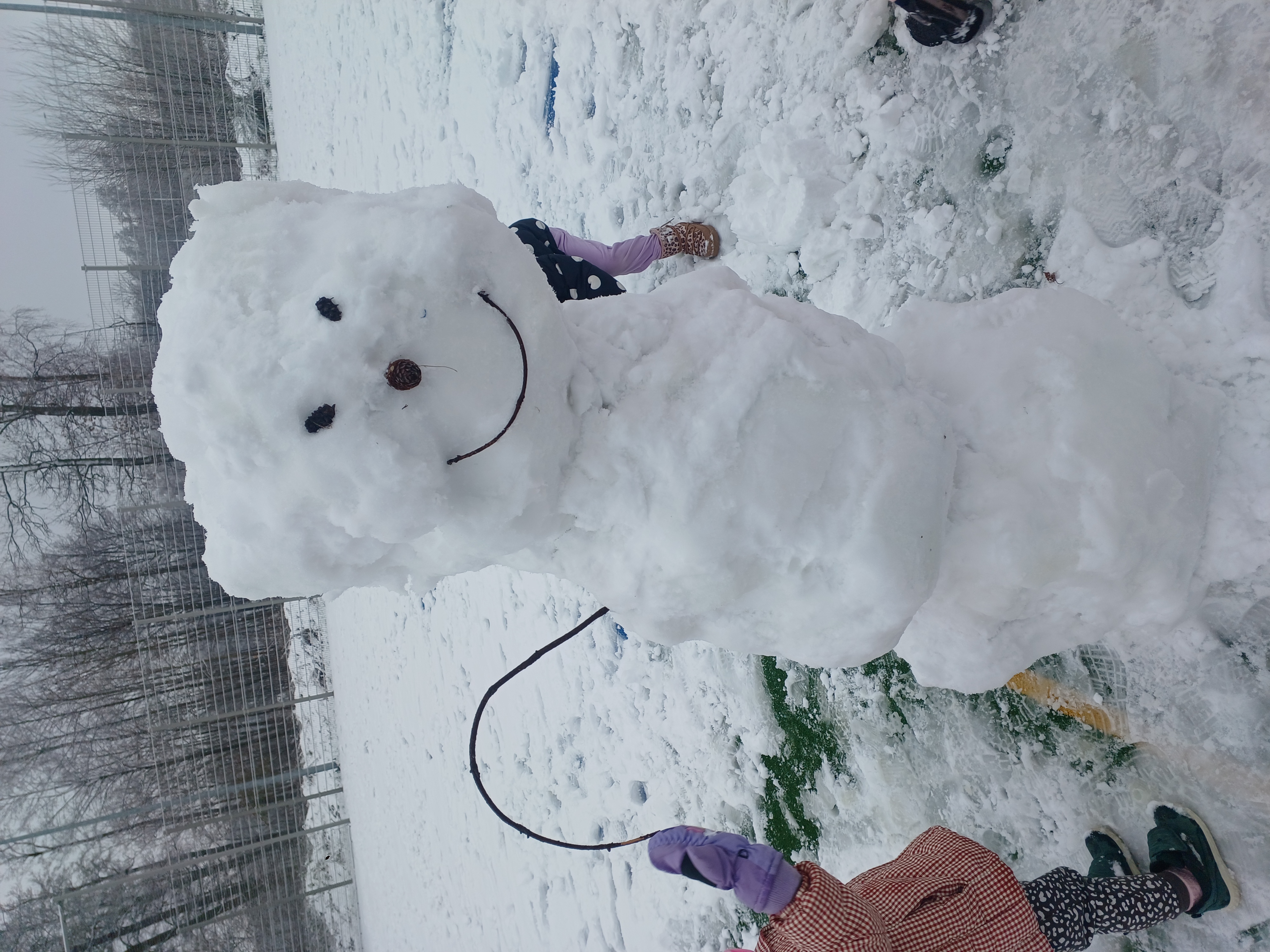 Zimowe zabawy przedszkolaków